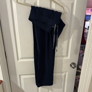 FIGS Women's Navy Cade Cargo Scrub Pants